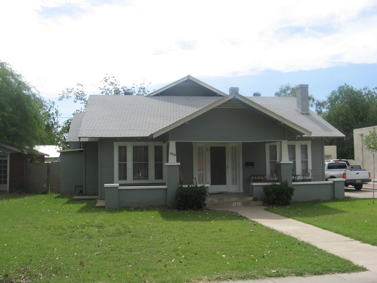 Historic bungalow-style home in Tempe, AZ