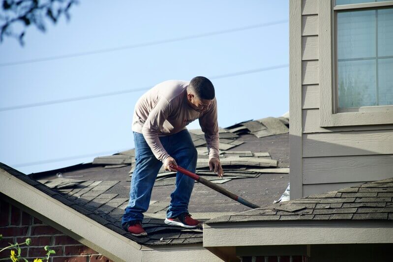 Foam roof repair service in Tempe for heat resistant roofing